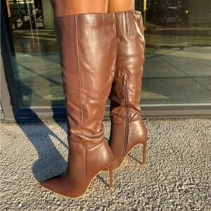Elegant Brown Knee-High Stiletto Boots